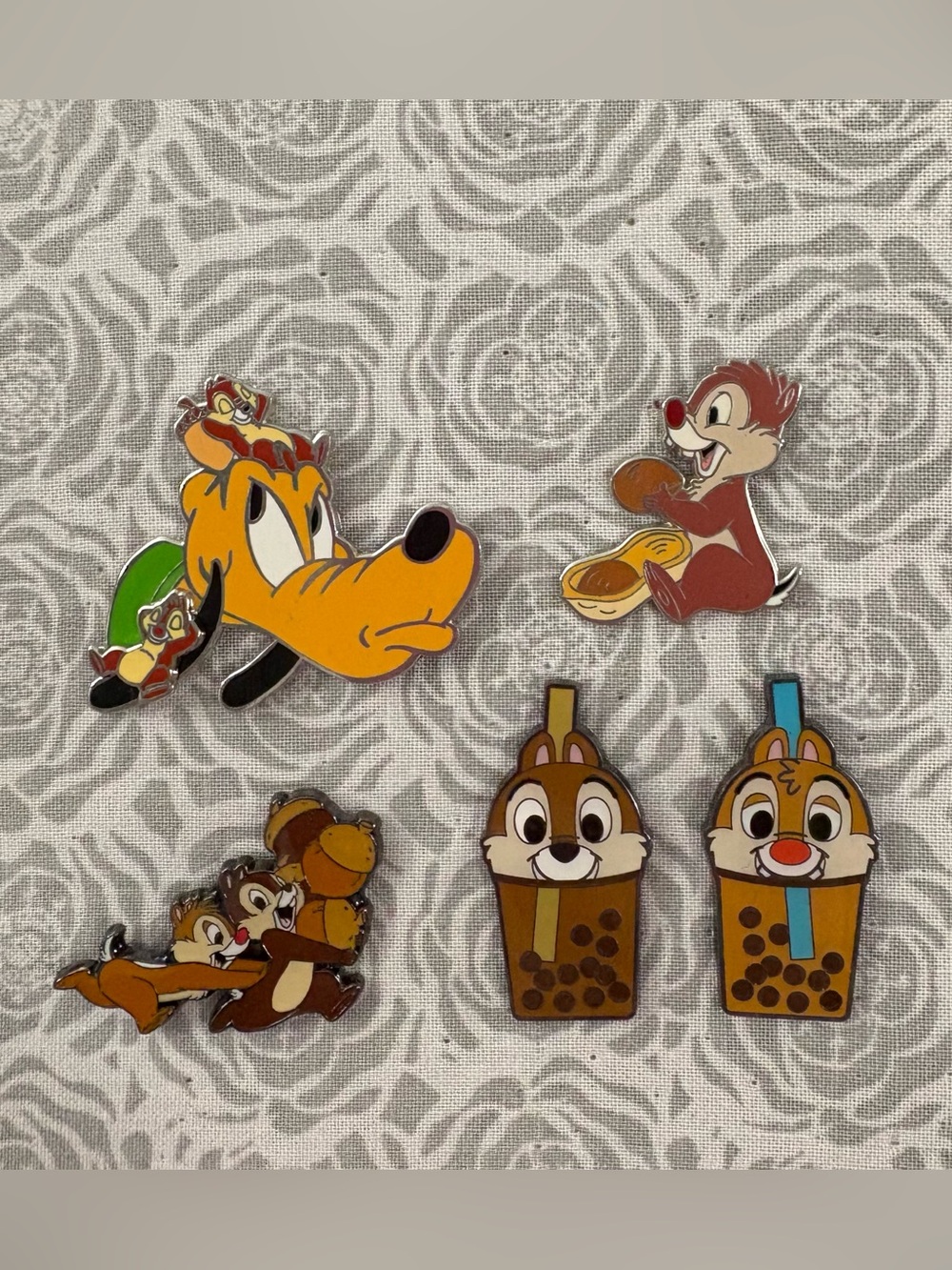 Disney Chip 'n' Dale, Pluto Enamel Pin Lot